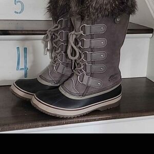 Sorel Joan of Ark winter boots